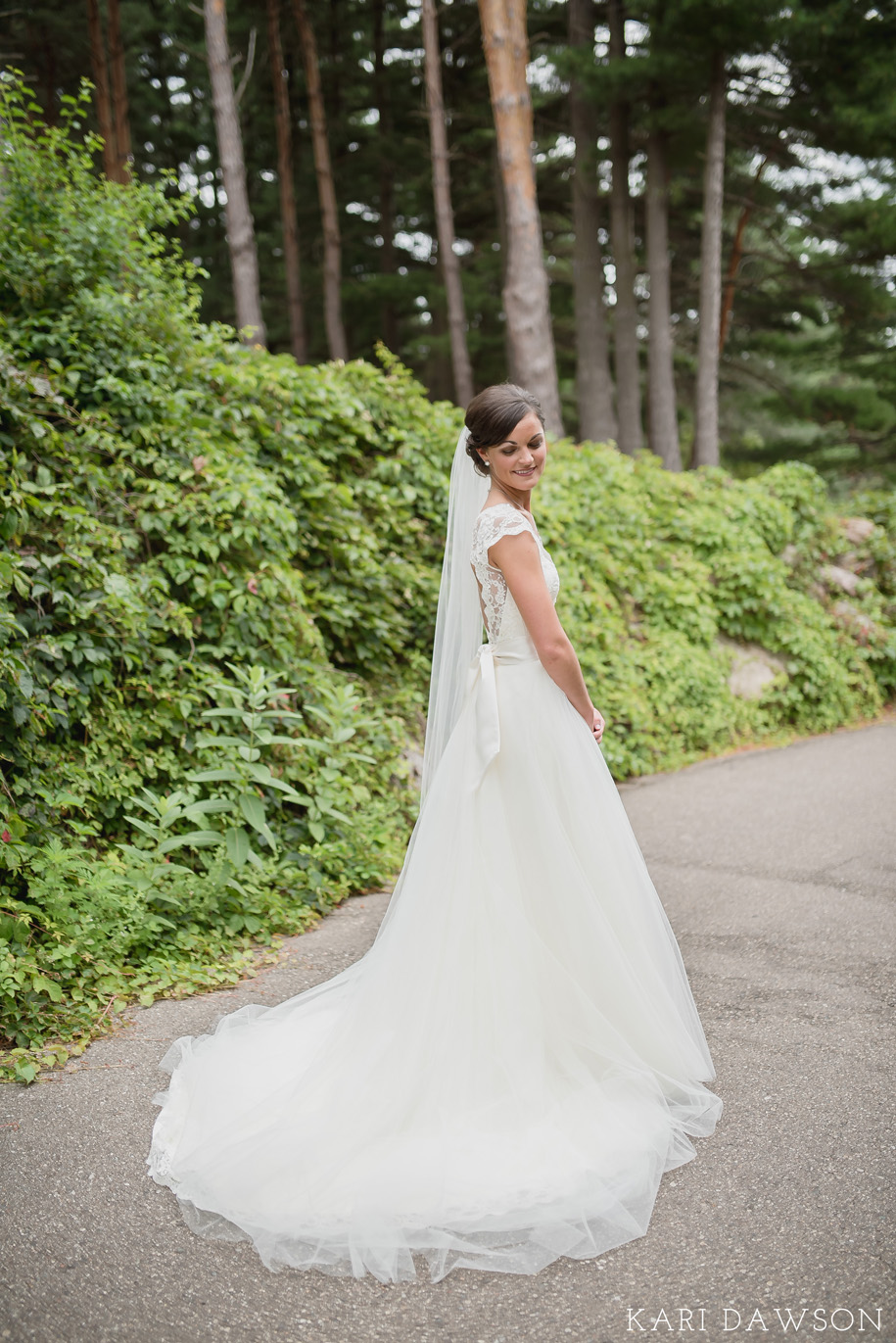 Stunning lace wedding dress with tulle skirt l undo l veil l rustic elegance l black tie country club wedding