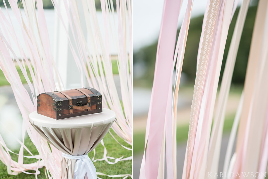 Rustic summer wedding with vintage details l blush and cream wedding l shabby chic l waldenwoods 