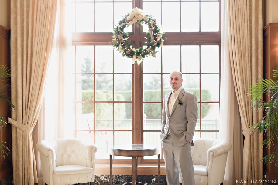 Romantic Winter Wedding with a Red and White Color Pallete-17