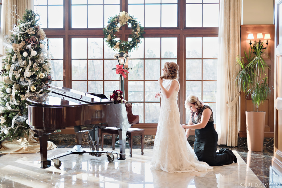 Romantic Winter Wedding with a Red and White Color Pallete-34