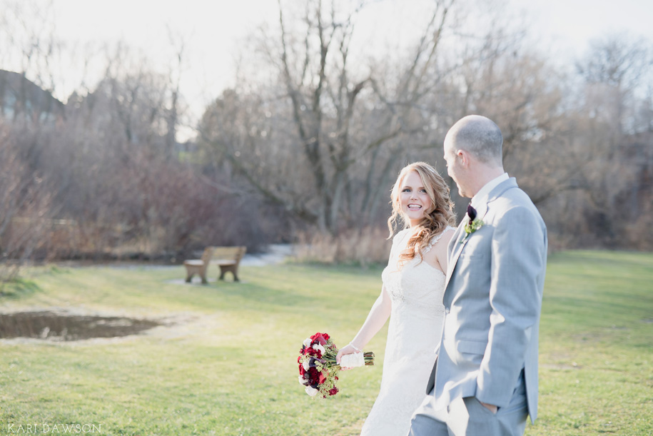 Romantic Winter Wedding with a Red and White Color Pallete-39