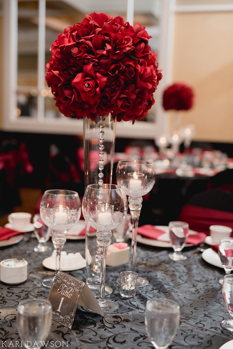 Romantic Winter Wedding with a Red and White Color Pallete-81