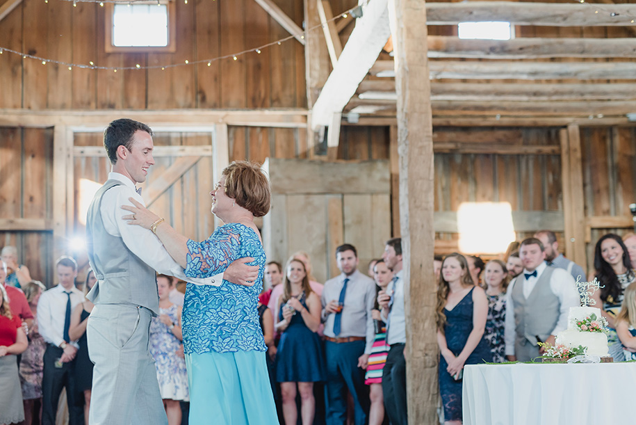 the valley at frutig farms outdoor barn wedding148