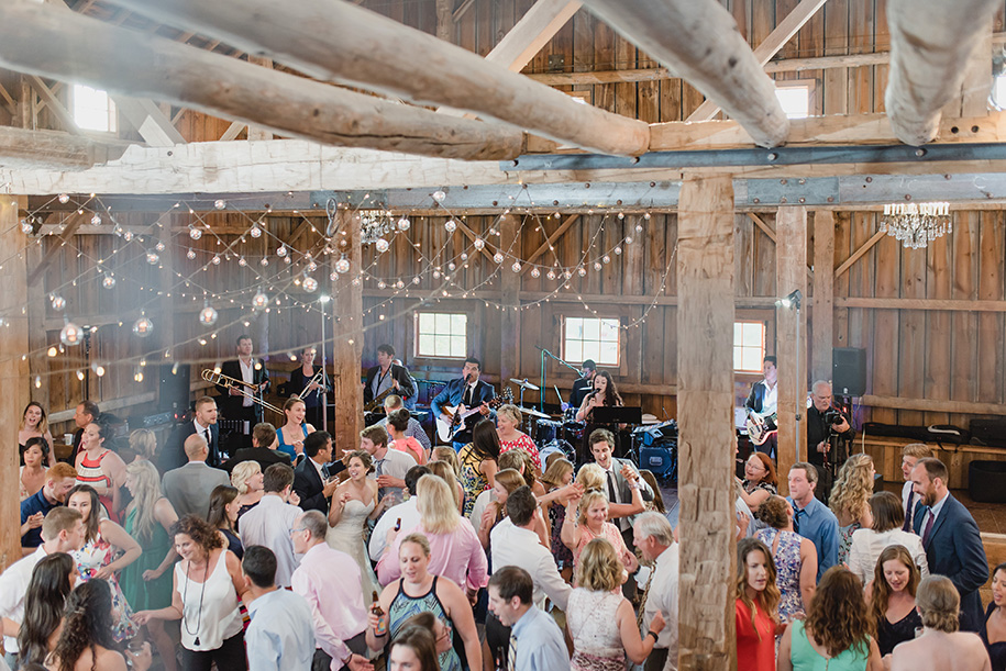 the valley at frutig farms outdoor barn wedding150