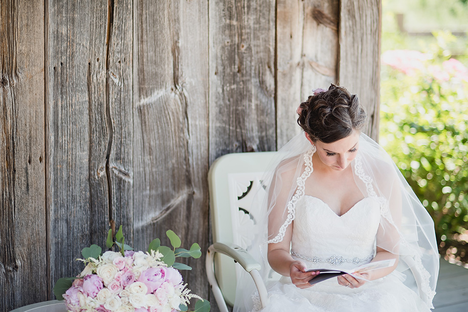 the valley at frutig farms outdoor barn wedding29