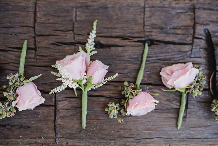 the valley at frutig farms outdoor barn wedding4