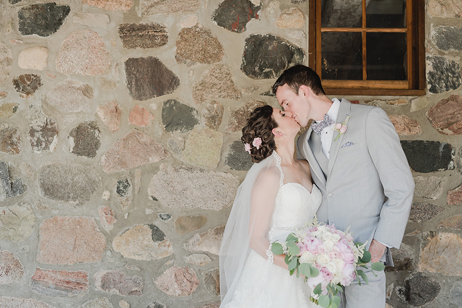 the valley at frutig farms outdoor barn wedding53