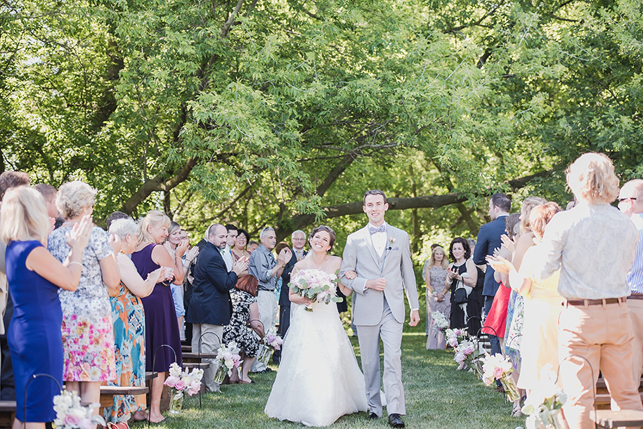 the valley at frutig farms outdoor barn wedding93