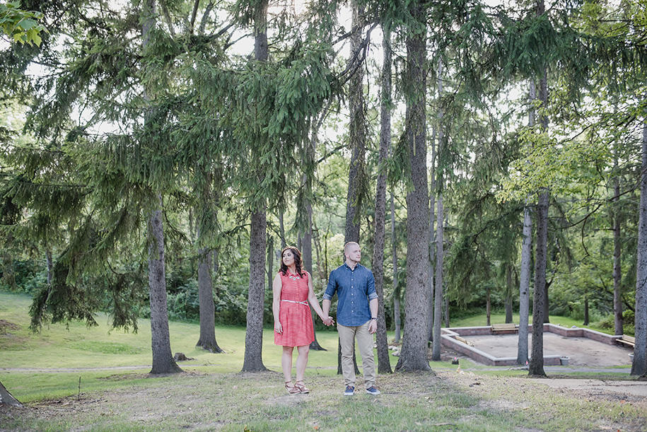 Picnic in the woods engagement by Kari Dawson Photography