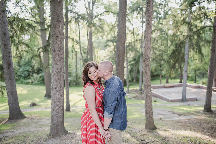 Picnic in the woods engagement by Kari Dawson Photography