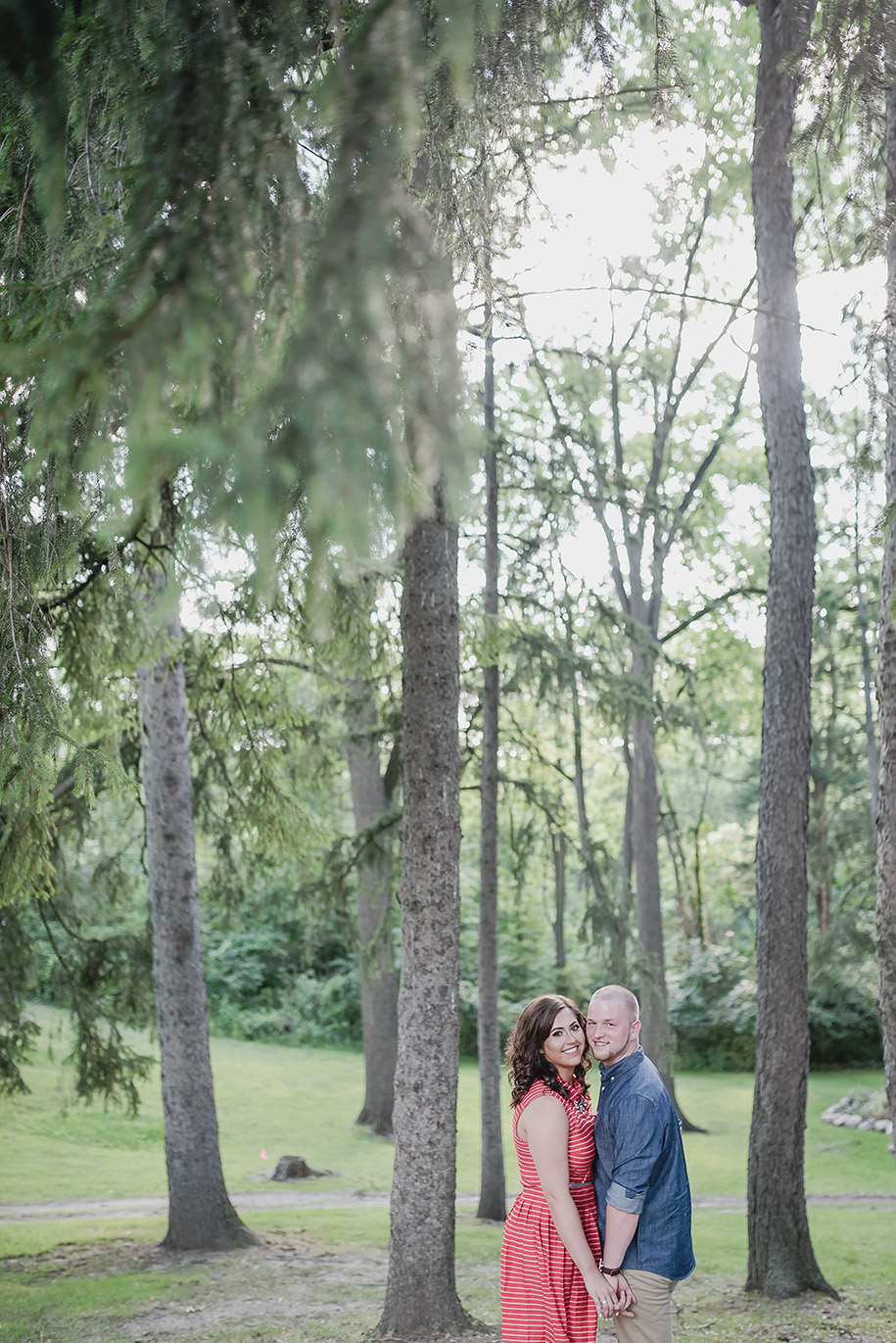 Picnic in the woods engagement by Kari Dawson Photography