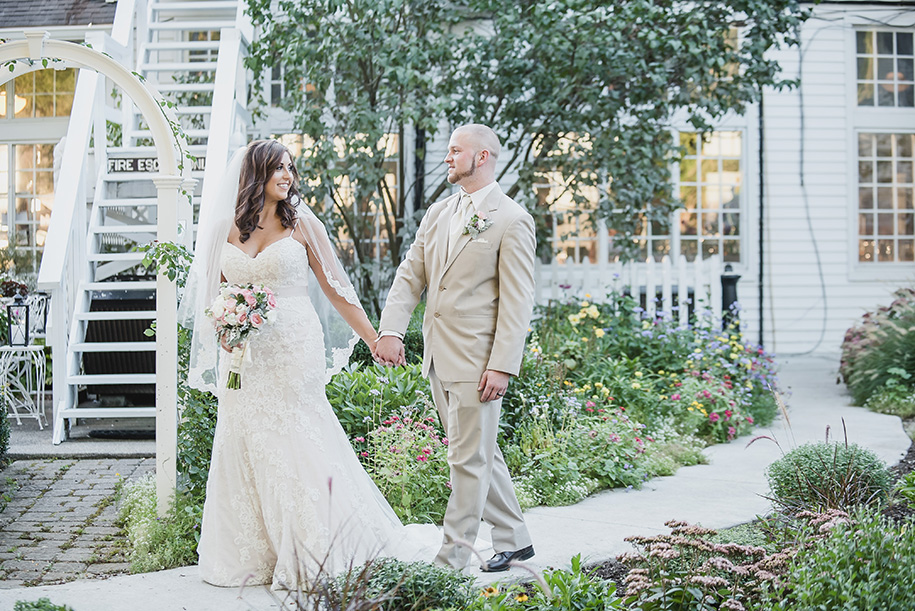 pink-and-mint-green-fall-outdoor-waldenwoods-wedding65