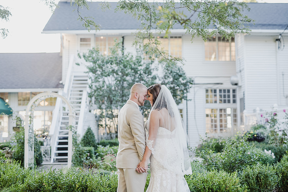 pink-and-mint-green-fall-outdoor-waldenwoods-wedding71