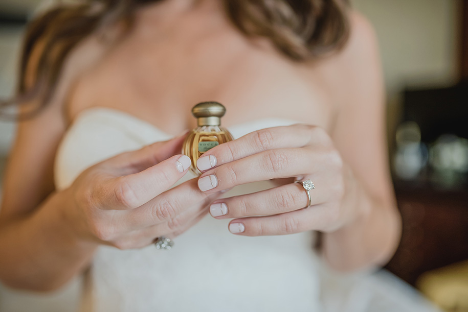 blush-and-maroon-meadow-brook-hall-wedding-in-rochester-michigan19