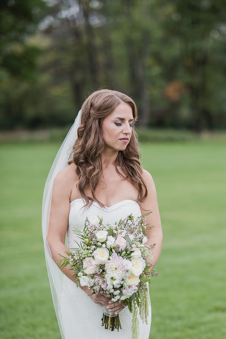 blush-and-maroon-meadow-brook-hall-wedding-in-rochester-michigan34