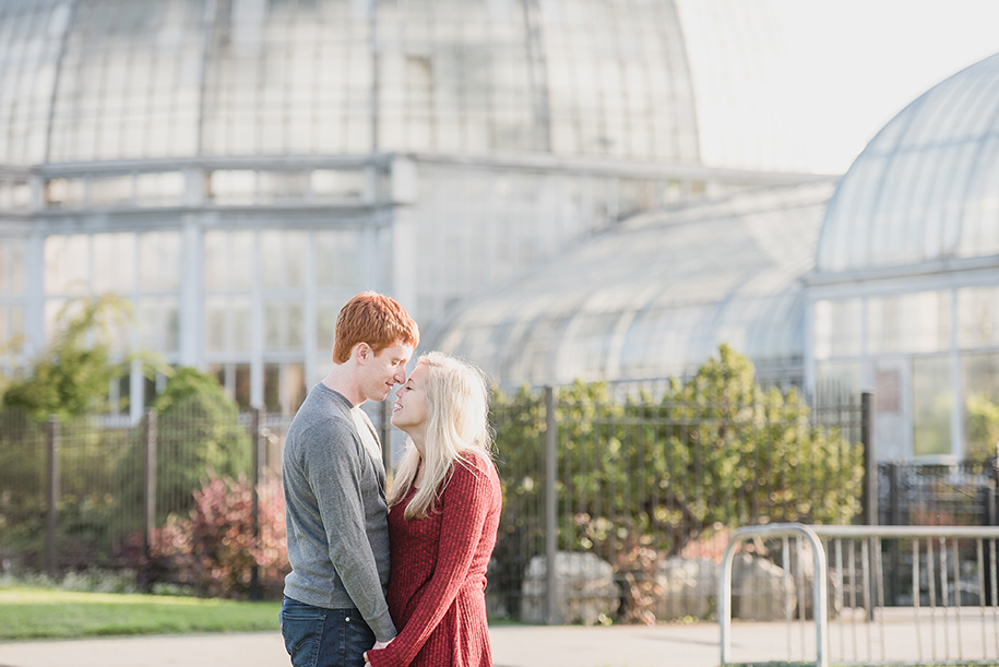 Fall engagement session downtown Detroit at the DIA and Belle Isle by Kari Dawson
