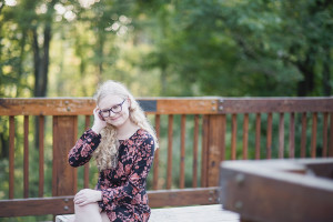 Best friend high school senior portraits at Stony Creek Metro Park by Kari Dawson Photography