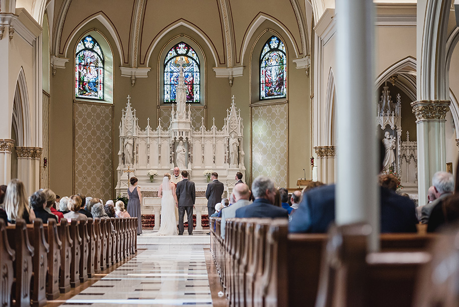 waterview-loft-at-port-detroit-fall-wedding51