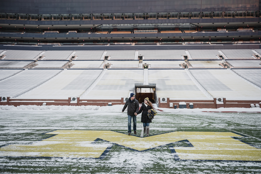 university-of-michigan-stadium-engagement-photos15