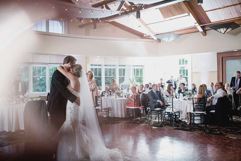 Oak Pointe Country Club Outdoor Summer Wedding110