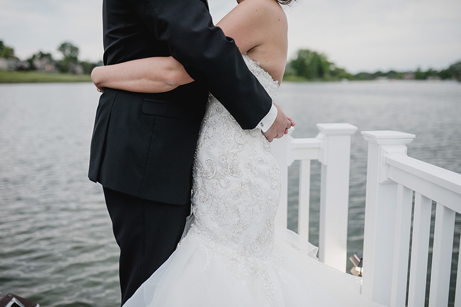 Oak Pointe Country Club Outdoor Summer Wedding116