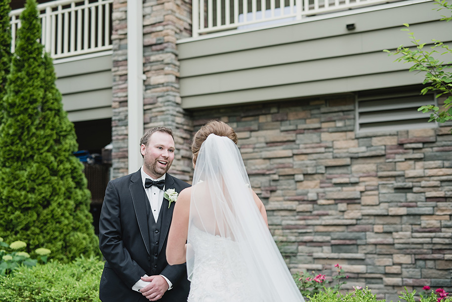 Oak Pointe Country Club Outdoor Summer Wedding39