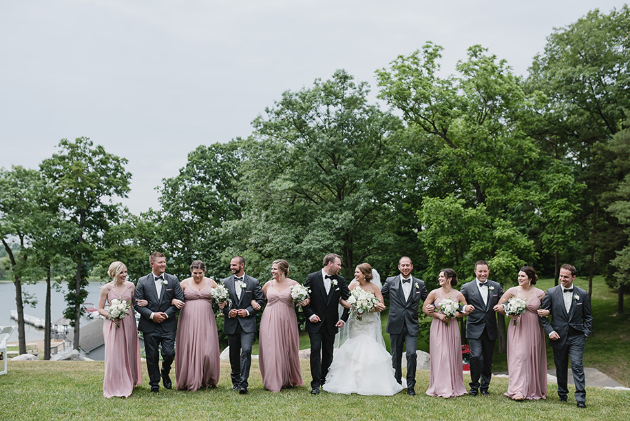 Oak Pointe Country Club Outdoor Summer Wedding49