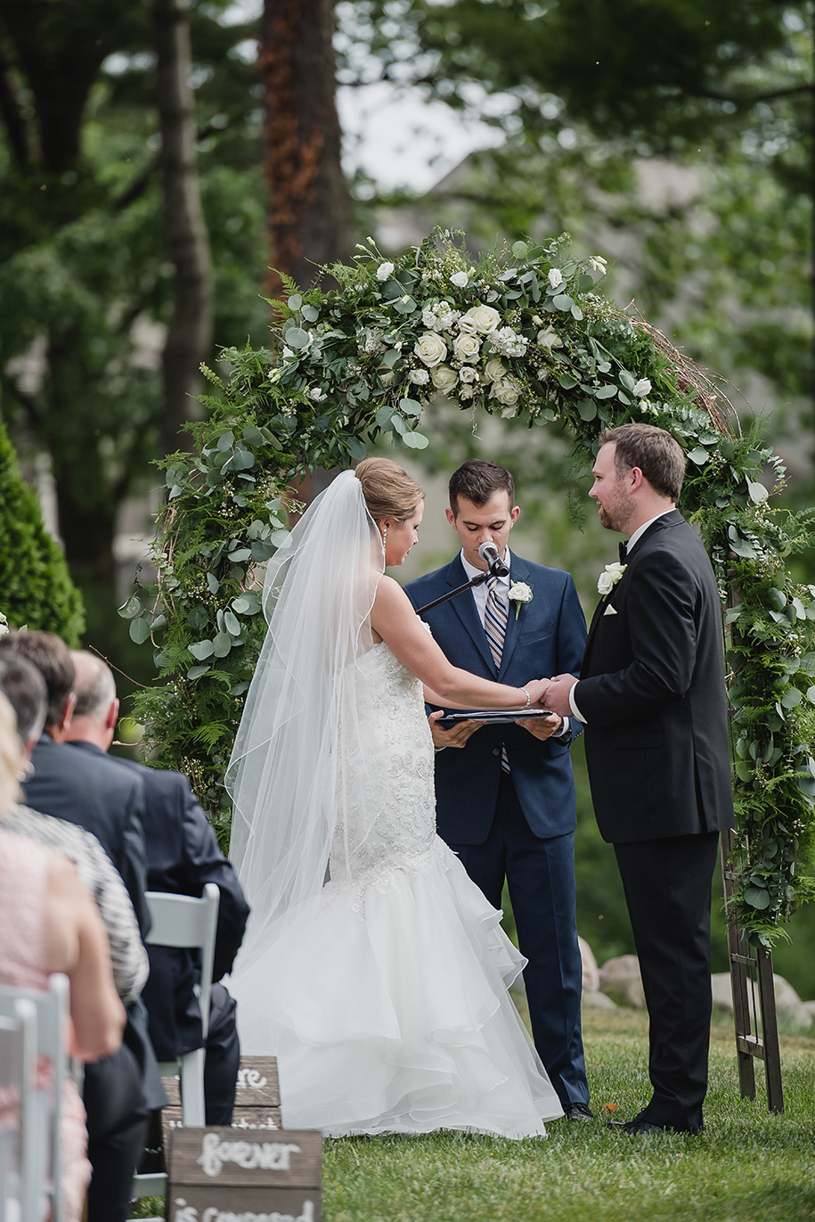 Oak Pointe Country Club Outdoor Summer Wedding75