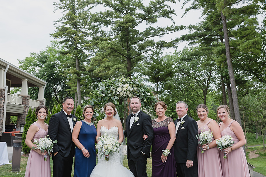 Oak Pointe Country Club Outdoor Summer Wedding84