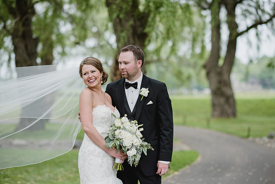 Oak Pointe Country Club Outdoor Summer Wedding90