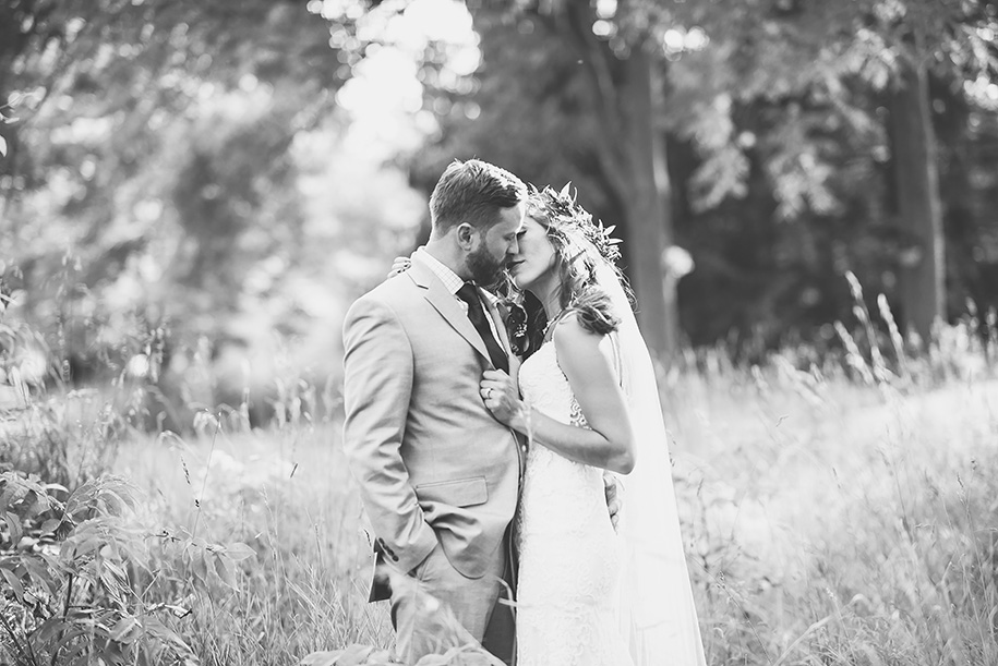 Michigan Outdoor Farm Wedding48