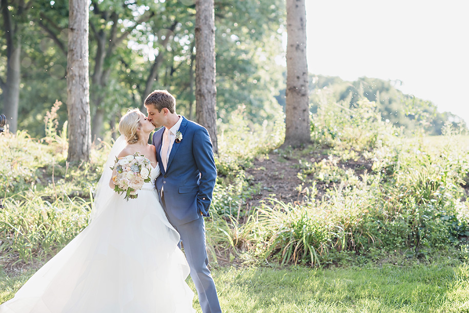 Oak Pointe Golf and Country Club Summer Wedding91