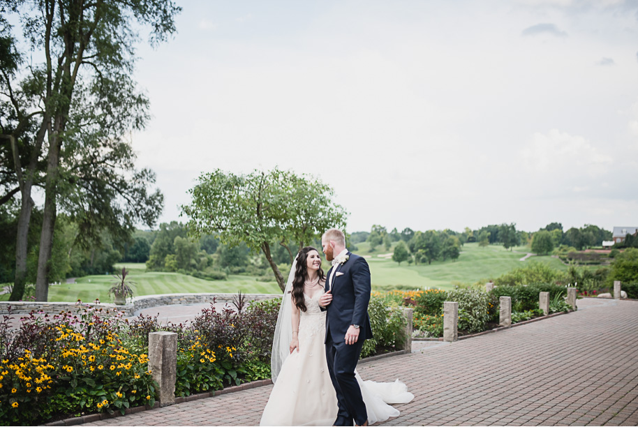 Wyndgate Country Club summer wedding in Lake Orion, Michigan provided by Kari Dawson, top rated Lake Orion wedding photographer, and her team.