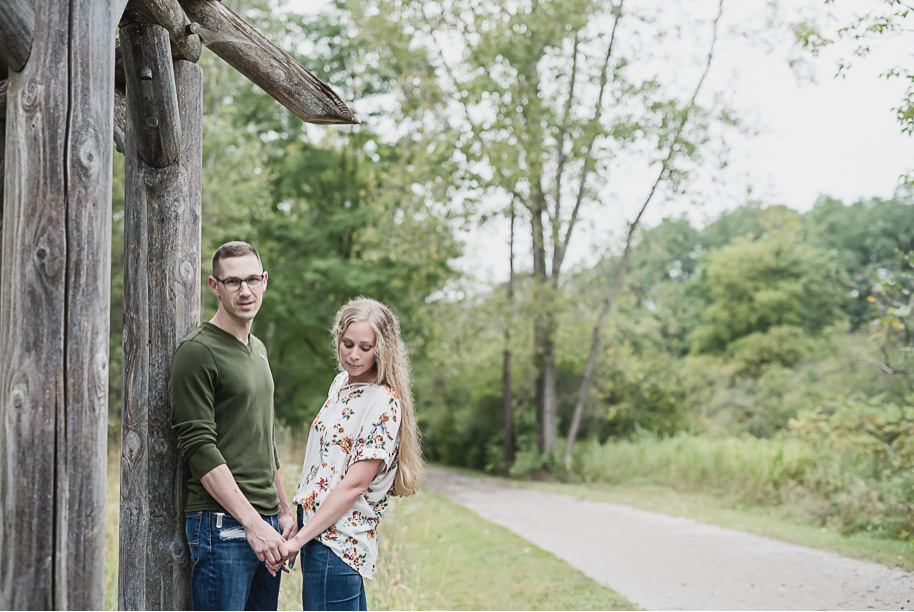Fall Engagement Session at Paint Creek Cider Mill-19