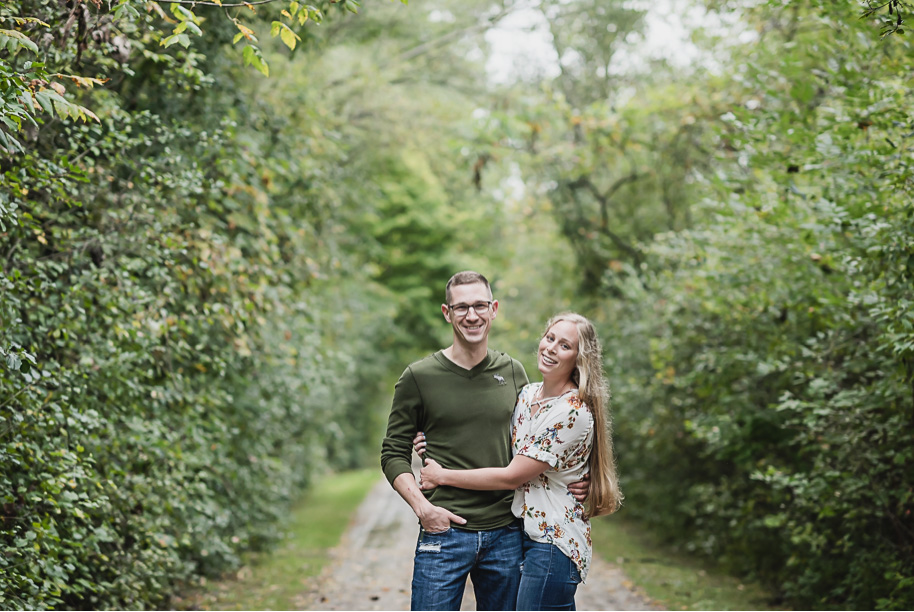 Fall Engagement Session at Paint Creek Cider Mill-20