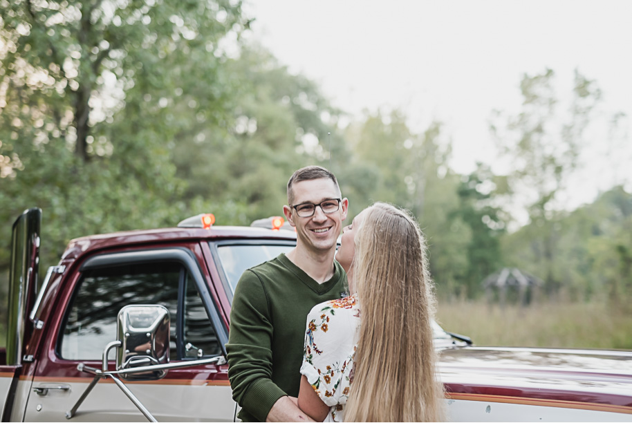 Fall Engagement Session at Paint Creek Cider Mill-5
