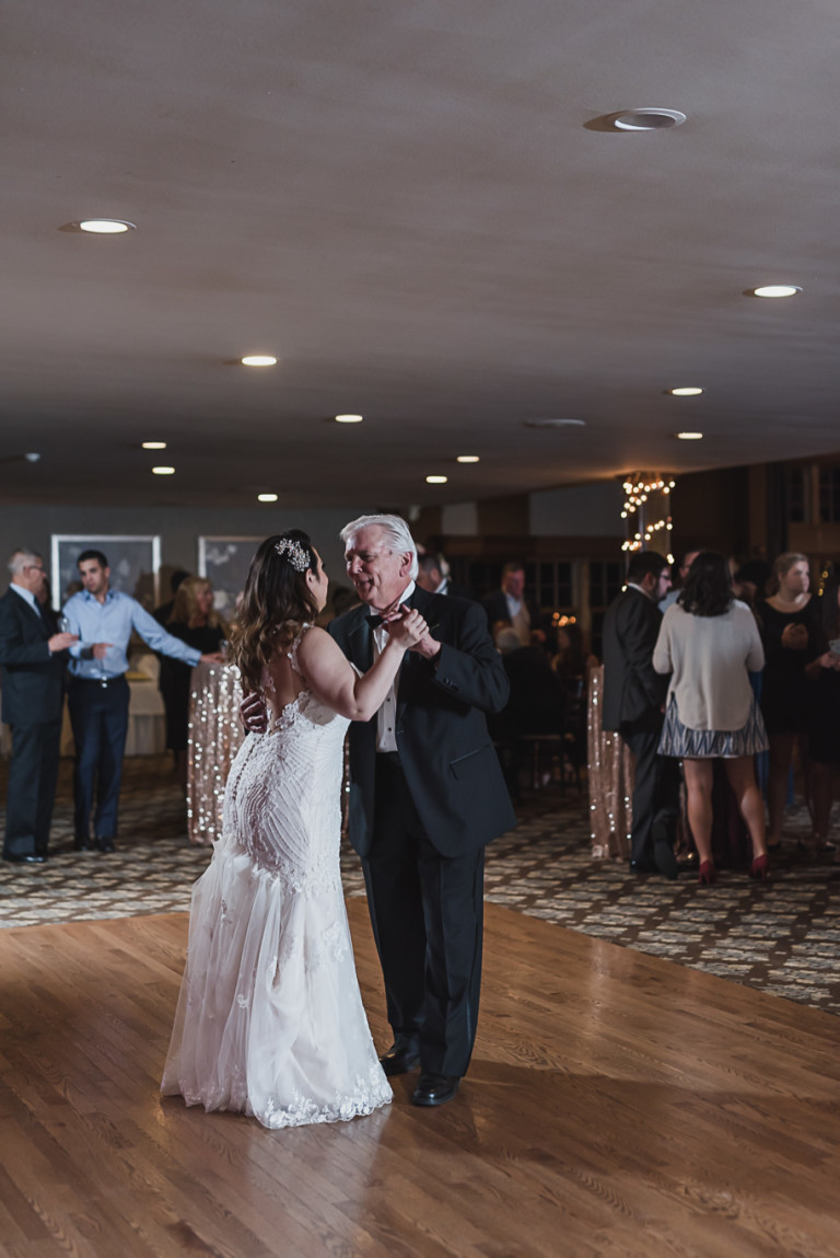 addison oaks cranberry blush and gray wedding by kari dawson