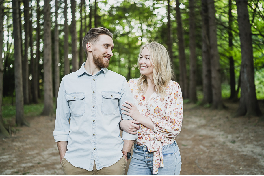 Michigan summer engagement session in the woods by Kari Dawson Photography. 