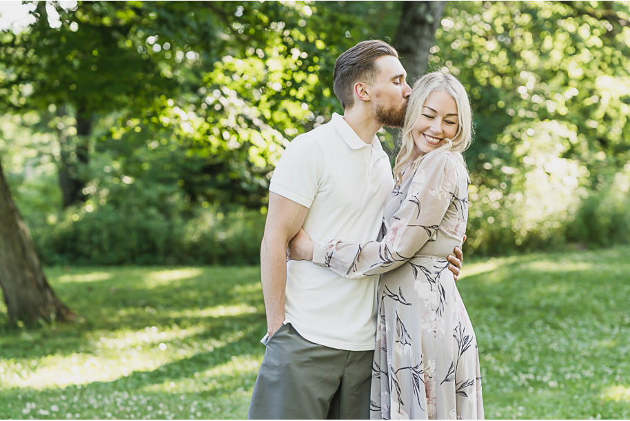 Stony Creek Metro Park engagement photos in Washington, Michigan provided by Kari Dawson Photography.