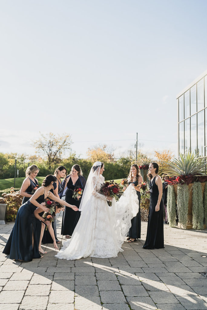 Navy, Rust and Gold Fall Planterra Wedding in West Bloomfield, Michigan provided by Kari Dawson, top-rated Detroit Wedding Photographer, and her team.