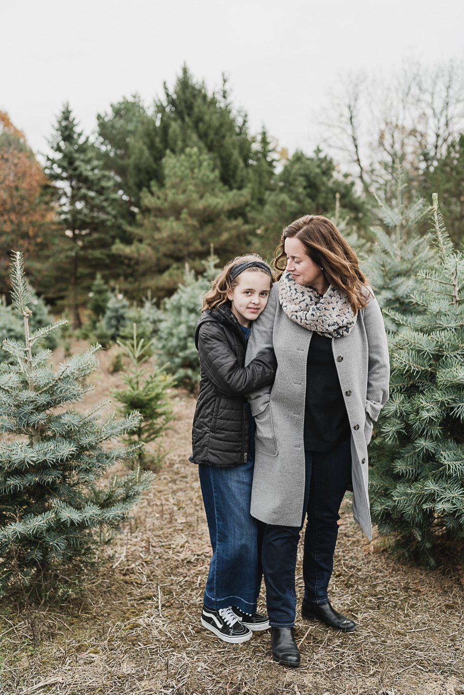 ChristmasTreeFarmFamilyPhotosattheAddisonOaksChristmasTree