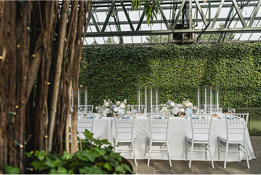 Navy and dusty blue summer Indian American Planterra wedding at Planterra Conservatory in West Bloomfield provided by Kari Dawson, top-rated Detroit wedding photographer and her team.