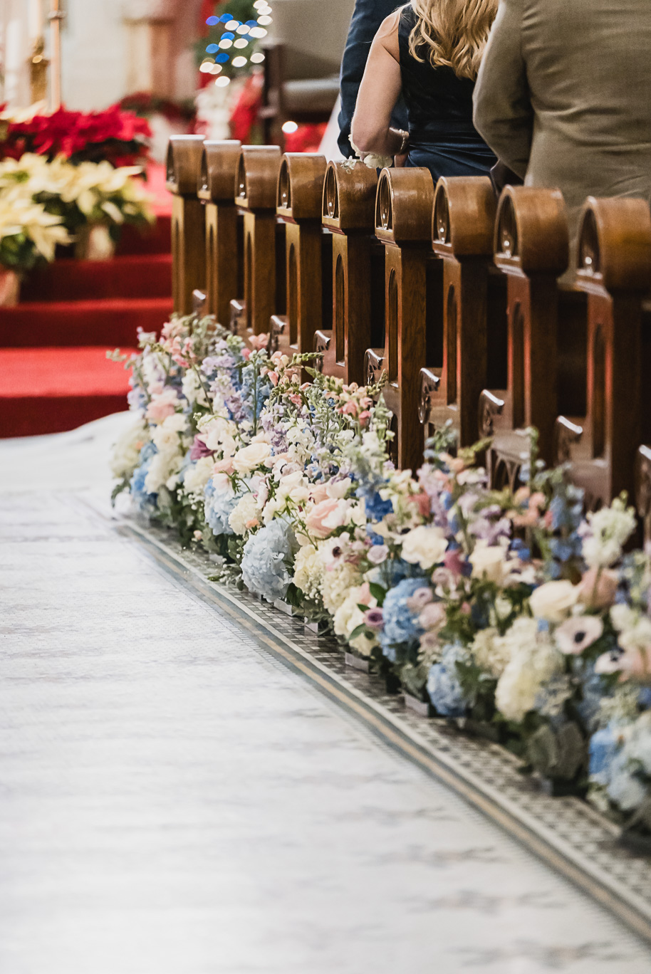 A classic and romantic winter Lovett Hall wedding at Greenfield Village in Dearborn Michigan provided by Kari Dawson top-rated Detroit wedding photographer.