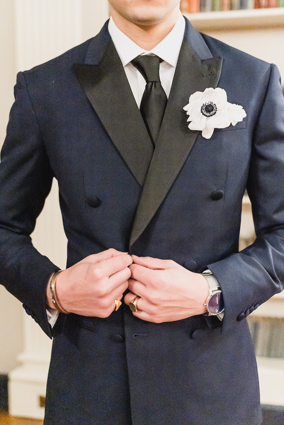 A classic and romantic winter Lovett Hall wedding at Greenfield Village in Dearborn Michigan provided by Kari Dawson top-rated Detroit wedding photographer.