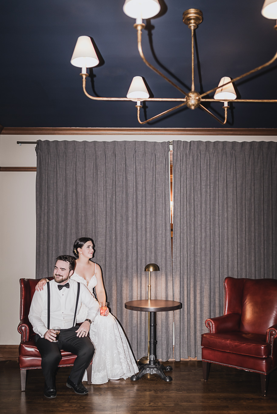 A vibrant classic Colony Club wedding in downtown Detroit Michigan provided by Kari Dawson, top-rated Detroit wedding photographer, and her team.