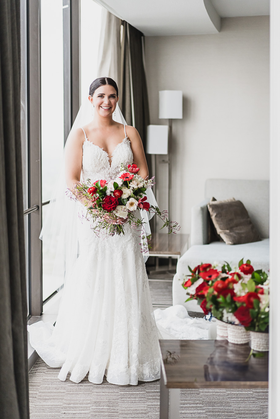 A vibrant classic Colony Club wedding in downtown Detroit Michigan provided by Kari Dawson, top-rated Detroit wedding photographer, and her team.