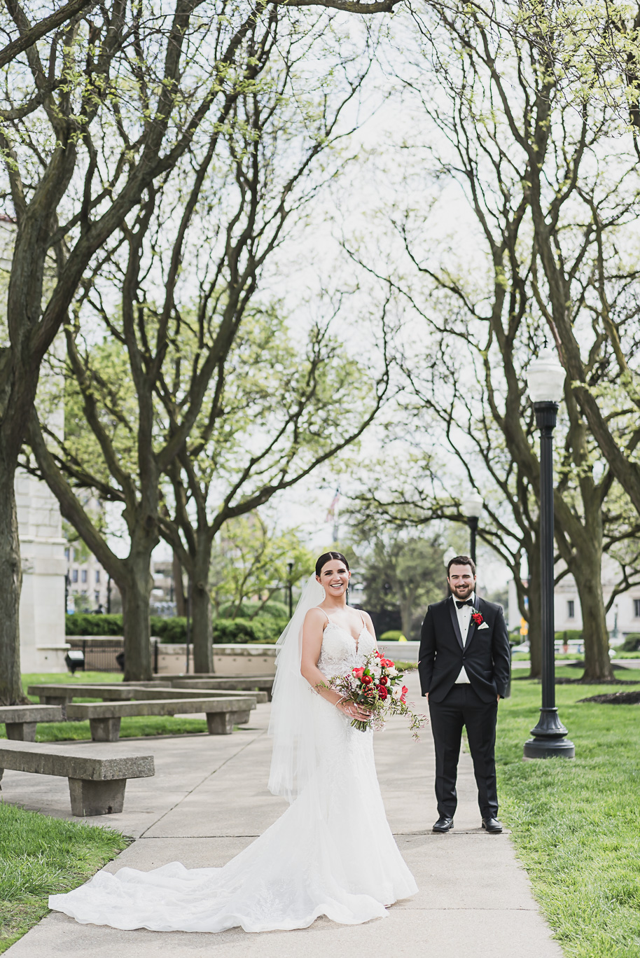 A vibrant classic Colony Club wedding in downtown Detroit Michigan provided by Kari Dawson, top-rated Detroit wedding photographer, and her team.