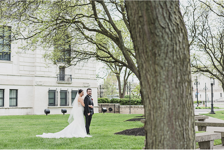 A vibrant classic Colony Club wedding in downtown Detroit Michigan provided by Kari Dawson, top-rated Detroit wedding photographer, and her team.