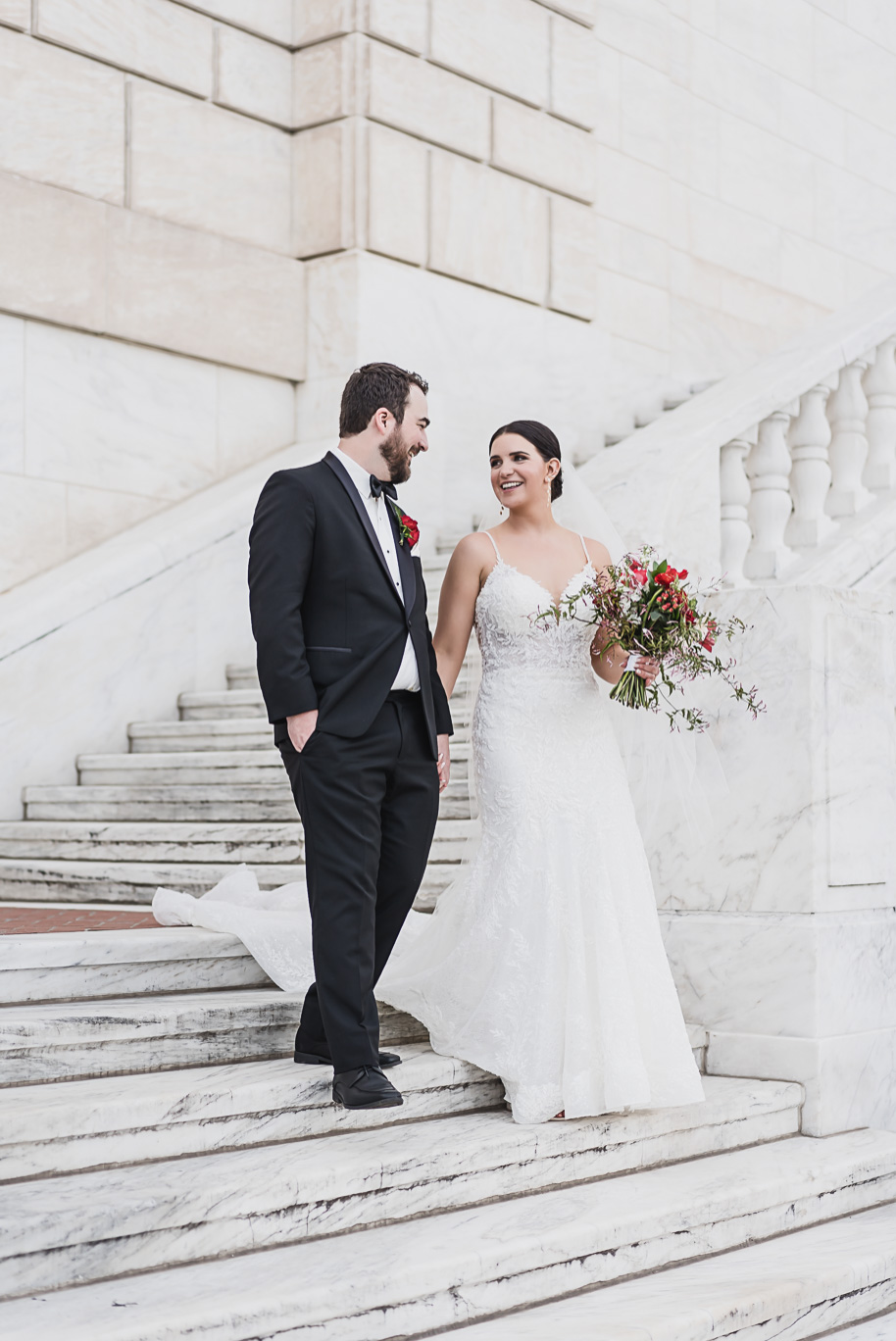 A vibrant classic Colony Club wedding in downtown Detroit Michigan provided by Kari Dawson, top-rated Detroit wedding photographer, and her team.