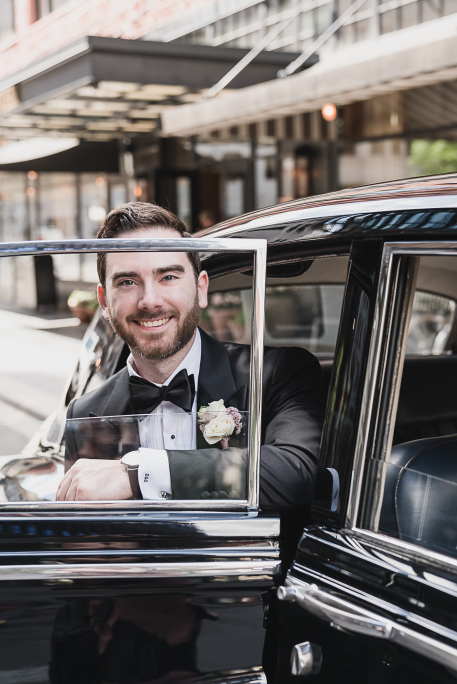 A classic black-tie summer Palestinian wedding in Detroit at the Colony Club by Kari Dawson, top-rated Detroit wedding photographer, and her team.